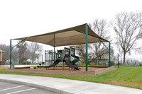 Carolyn Apartments in Corcoran, CA - Foto de edificio - Building Photo