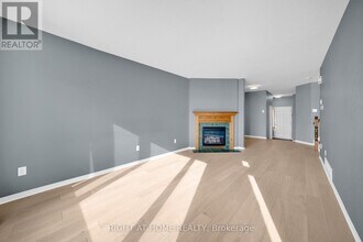 175 Kincardine Dr in Ottawa, ON - Building Photo - Building Photo
