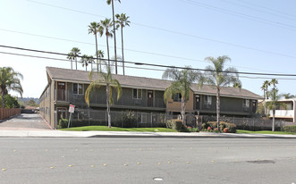 800 N Mollison Ave Apartments