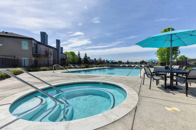Lakeview Village