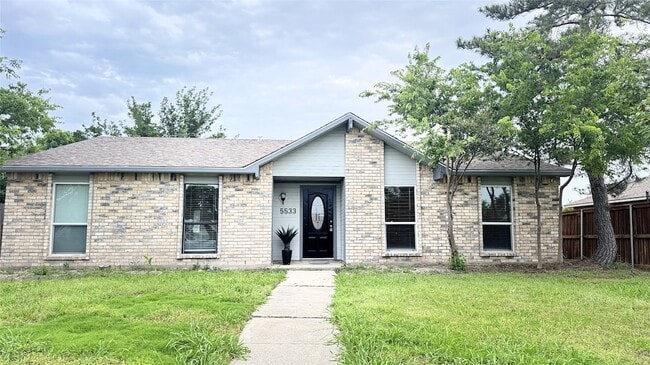 property at 5533 Sagers Blvd