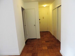 205 West End Ave-Unit -15-J in New York, NY - Building Photo - Building Photo