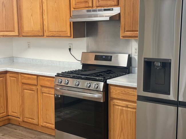 6821 14th Ave, Unit #4 in Kenosha, WI - Building Photo - Building Photo