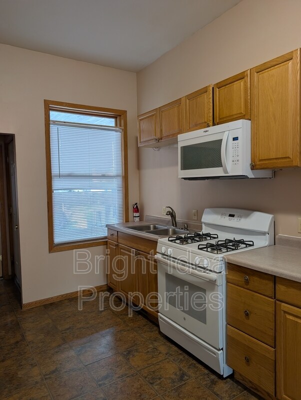 863 Clark St N in St. Paul, MN - Building Photo - Building Photo