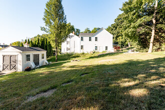 3 Hilton Ave in Newfields, NH - Building Photo - Building Photo