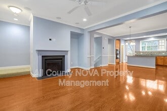 2093 Laura Mews Pl in Alexandria, VA - Building Photo - Building Photo