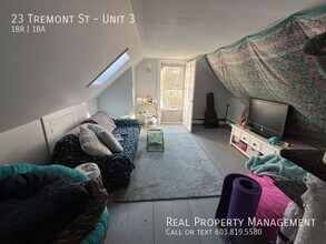 23 Tremont St-Unit -Unit 3 in Exeter, NH - Building Photo - Building Photo