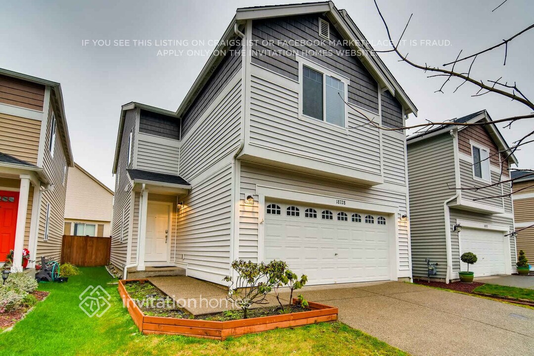 18728 117th Ave Ct E in Puyallup, WA - Building Photo