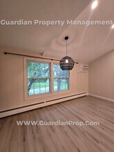 1006 Westbrooke Way in Hopkins, MN - Building Photo - Building Photo