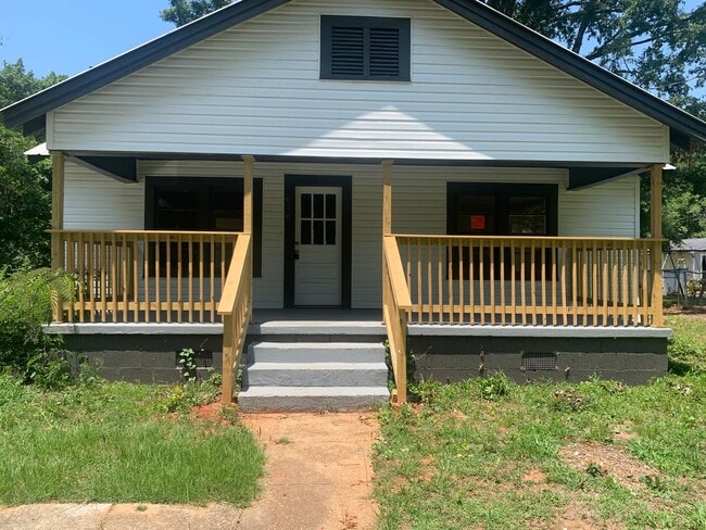 property at 616 Eastwood Ave