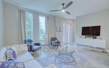 1680 Houston St in Kissimmee, FL - Building Photo - Building Photo