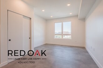 3450 W 43rd St in Los Angeles, CA - Building Photo - Building Photo