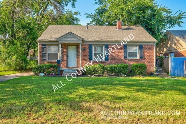 2128 Hardin Dr in Oklahoma City, OK - Building Photo - Building Photo