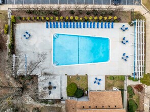 Gleneagle Apartment Homes in Columbia, SC - Foto de edificio - Building Photo