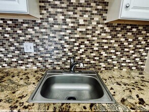20 Luna Ln in San Anselmo, CA - Building Photo - Building Photo