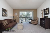 Riverview Springs in Oceanside, CA - Foto de edificio - Interior Photo