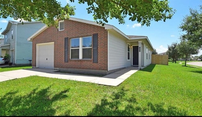 property at 19855 Stonecross Glen Ln