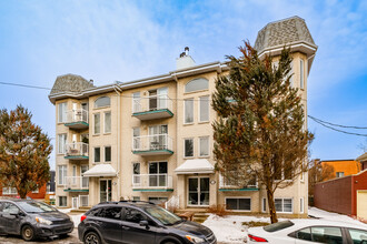 150-160 17E Av in Montréal, QC - Building Photo - Building Photo