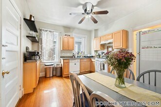 25 Edison Green in Boston, MA - Building Photo - Building Photo