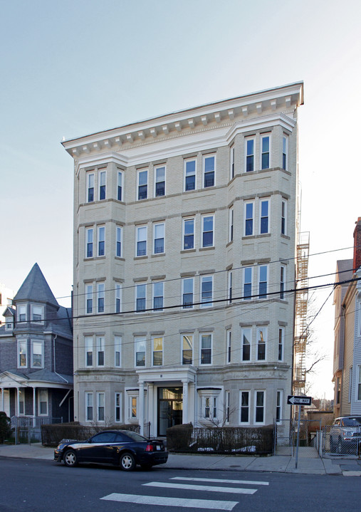 26 Highland Ave in Yonkers, NY - Building Photo