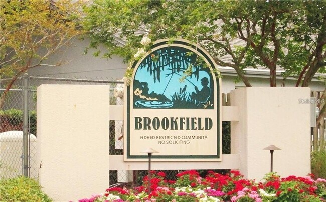 2532 Stony Brook Ln in Clearwater, FL - Foto de edificio - Building Photo