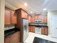 2427 Ludmila Ln, Unit 111 in Tallahassee, FL - Building Photo - Building Photo