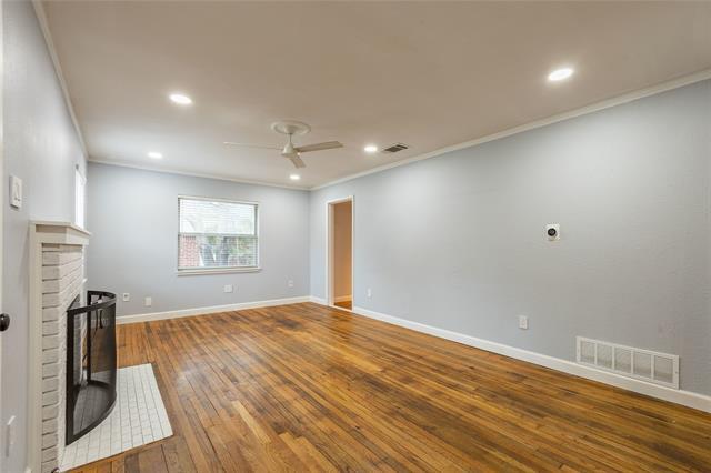 2732 Mateur St in Dallas, TX - Building Photo - Building Photo