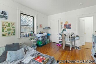 1462 Commonwealth Ave in Boston, MA - Building Photo - Building Photo