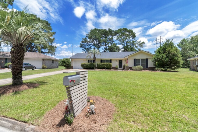 property at 22 Barksdale Dr