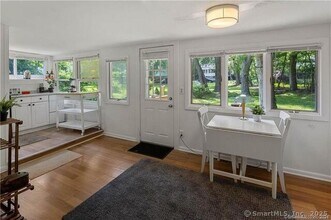 44 Roseville Rd in Westport, CT - Building Photo - Building Photo