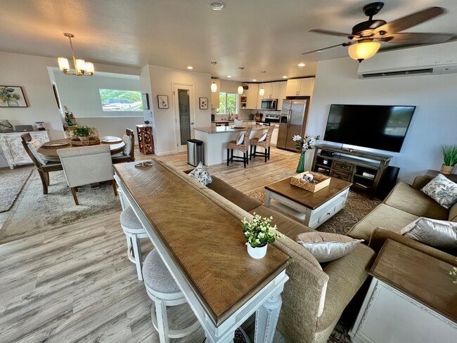 451 Lanae Way in Kailua, HI - Building Photo - Building Photo