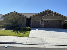 29537 Glenneyre Way in Menifee, CA - Building Photo