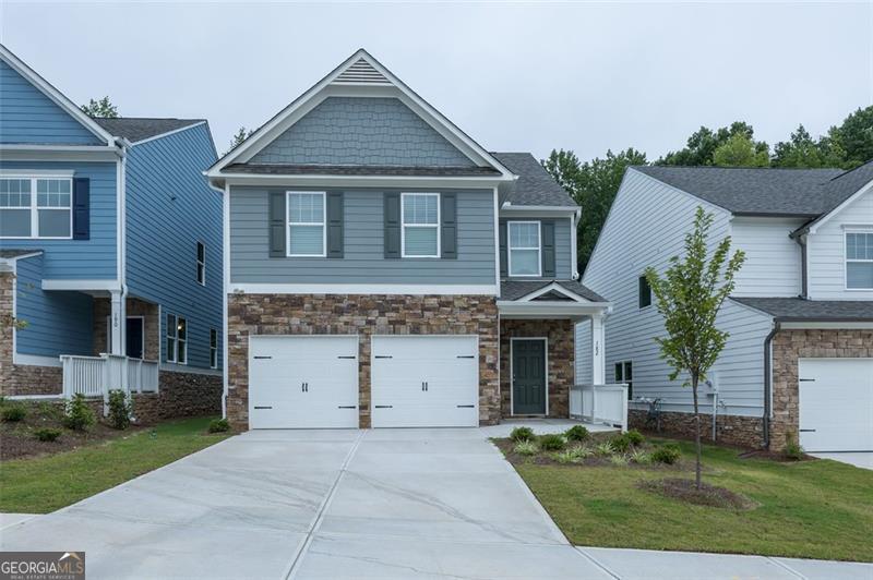 182 Parkwood Dr in Dawsonville, GA - Building Photo