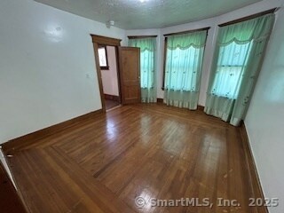 31 Chipman St in Waterbury, CT - Building Photo - Building Photo