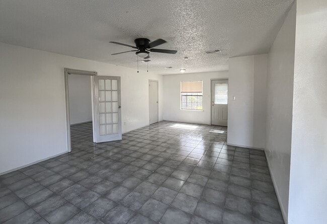 409 Chapparal St in Mineola, TX - Building Photo - Building Photo