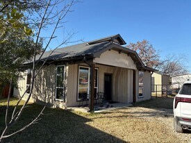 9814 Angel Bend in Denton, TX - Building Photo