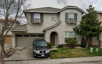 2410 White Dr in Fairfield, CA - Building Photo