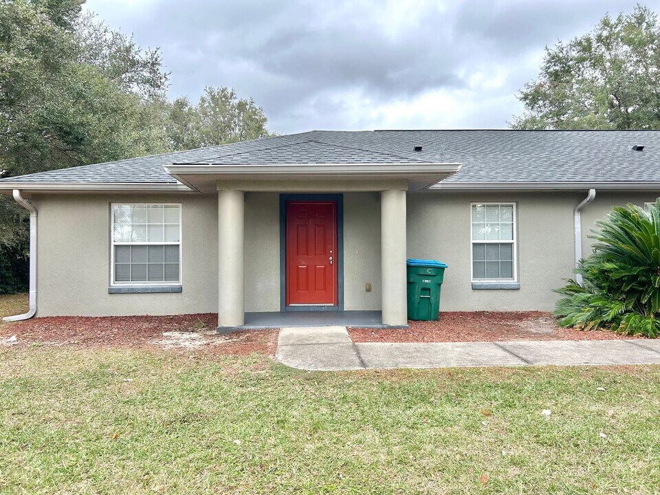 8260 Juniper Rd in Ocala, FL - Building Photo