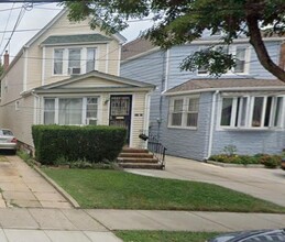 218-05 100th Ave in Queens, NY - Building Photo - Building Photo