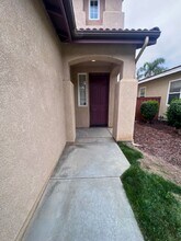 30906 Crystalaire Dr in Temecula, CA - Foto de edificio - Building Photo