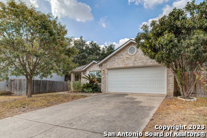 8215 Maverick Ridge Dr in San Antonio, TX - Building Photo - Building Photo