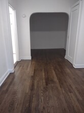 E. 53rd St, 2Nd Ave in New York, NY - Foto de edificio - Building Photo