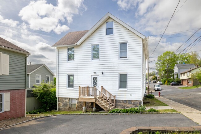 50 Drew Ave in Highland Falls, NY - Building Photo - Building Photo