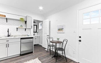 482 Elsmere St in Columbus, OH - Building Photo - Building Photo