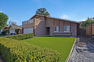 47450 Cholla St in Fremont, CA - Building Photo - Building Photo