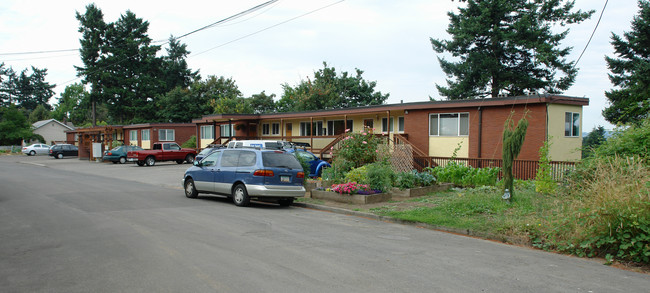 911-1017 NE 68th Ave in Portland, OR - Building Photo - Building Photo