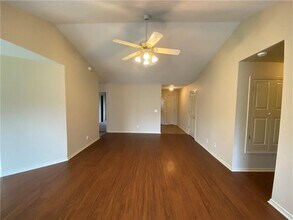 1103 Ryan St in Bentonville, AR - Building Photo - Building Photo