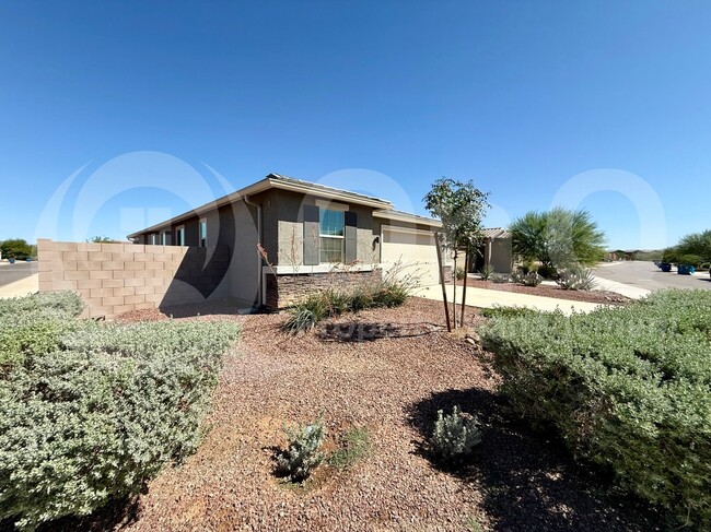 21554 E Treasure Rd in Red Rock, AZ - Building Photo - Building Photo