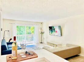 23515 Lyons Ave, Unit 232 in Santa Clarita, CA - Building Photo