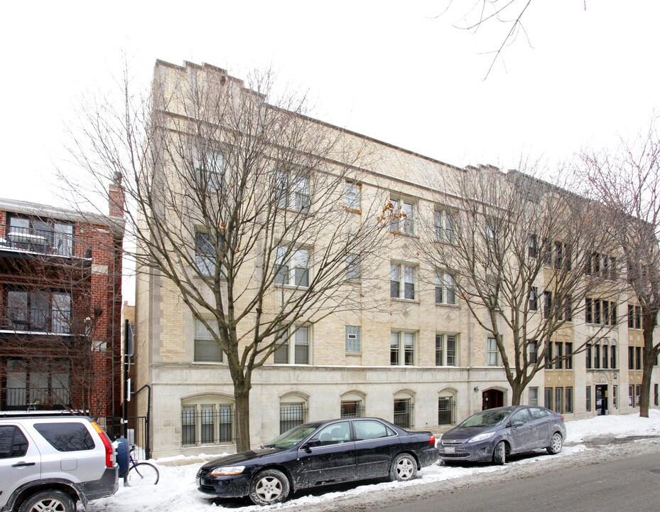 4228 N Kenmore Ave in Chicago, IL - Building Photo